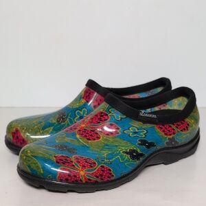 SLOGGERS midsummer blue floral waterproof Garden shoes women's size 7